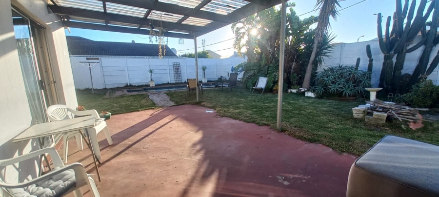 To Let 3 Bedroom Property for Rent in Wetton Western Cape